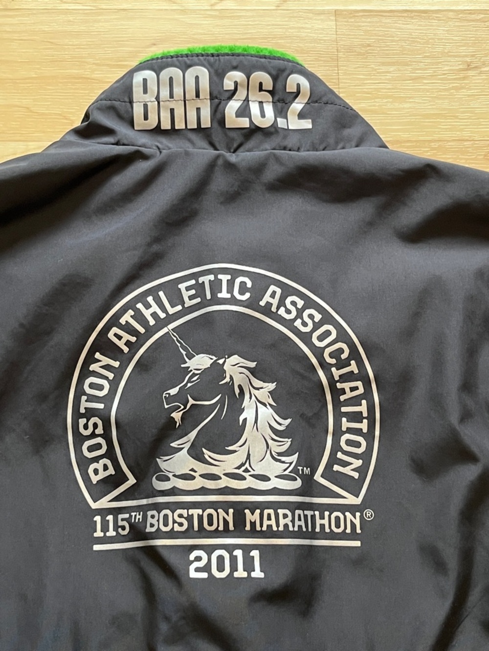 adidas Boston Marathon Running Jacket 3 Stripes Supernova Men's L - Picture 4 of 12